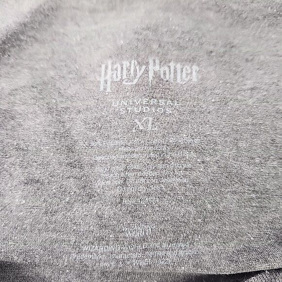Universal Studios Gryffindor Harry Potter Rhinestone Studded Shirt Size XL - Picture 8 of 8